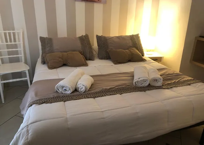 Nicaredda Home